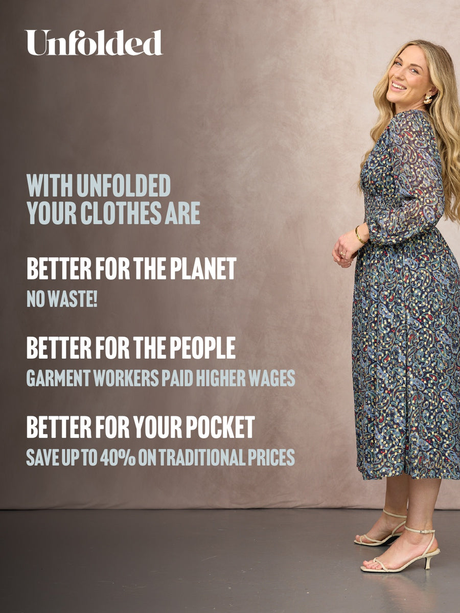 Maddie Long Sleeve V-Neck Dress - Paisley Print with Lurex