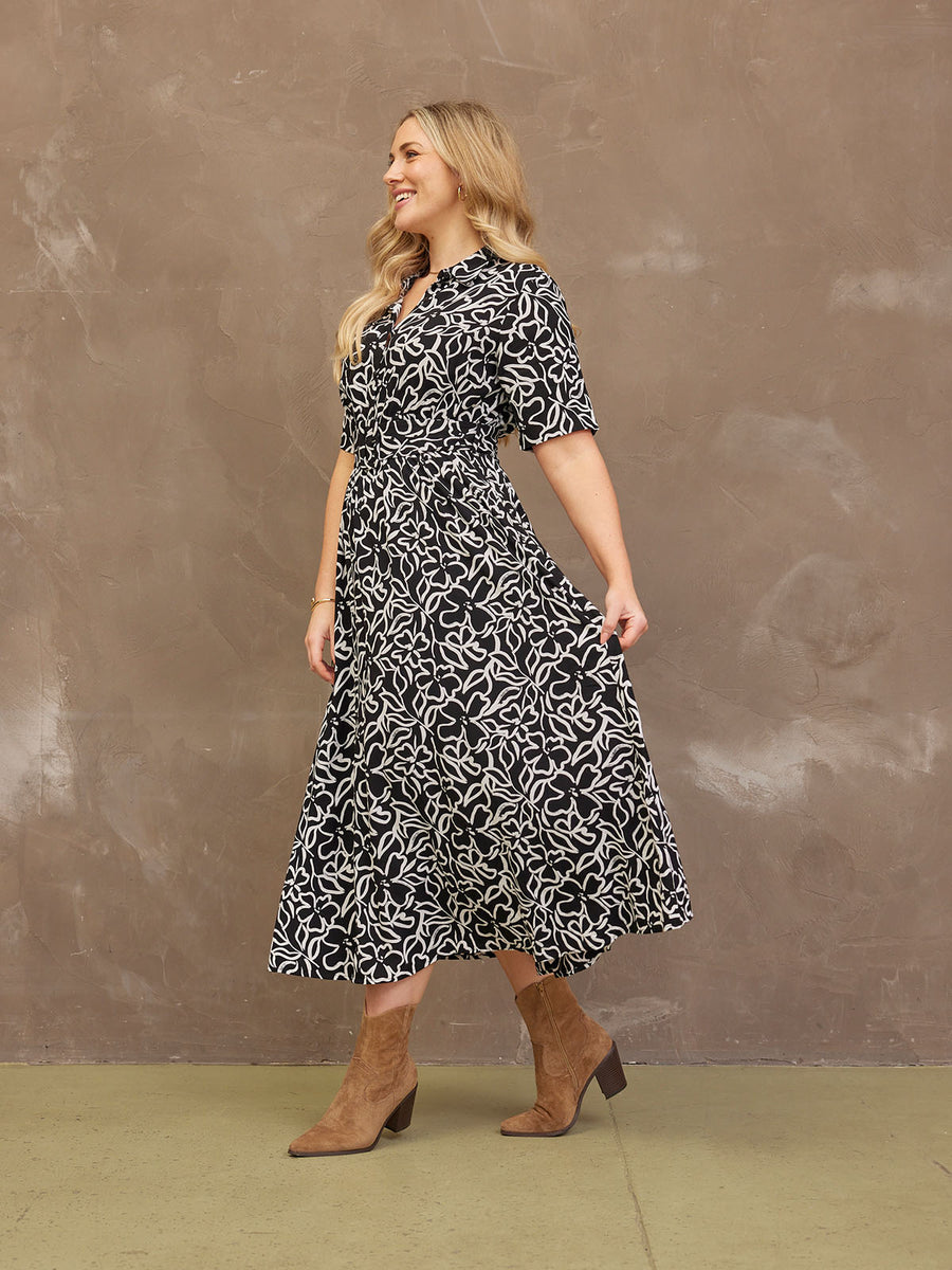 Camilla Dress Black Linear Floral - Sample