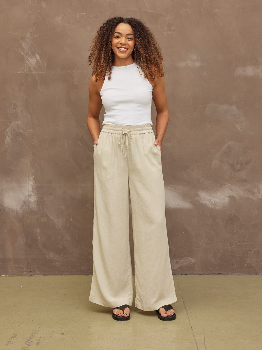 Ella -  Wide Leg Trouser - Light Sand - Sample