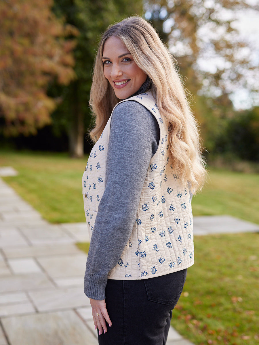 Eva - Quilted Gilet - Floral
