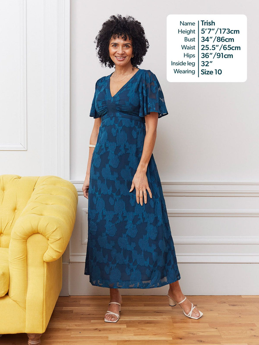 Helena Short Sleeve Jacquard Dress - Floral