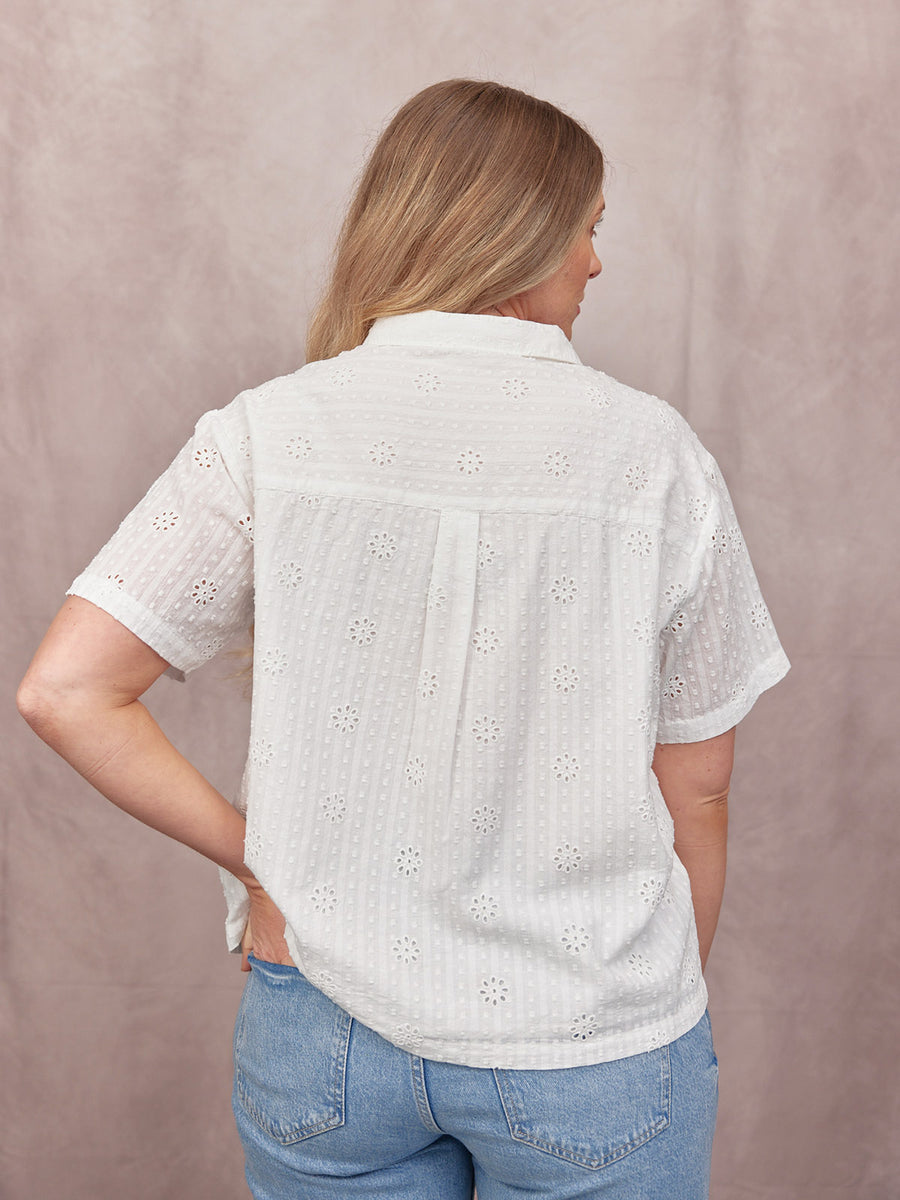 Kari Broderie Short Sleeve Shirt - White