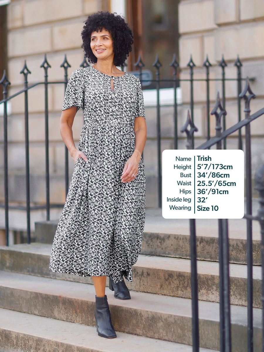 Lilah Monochrome Dress