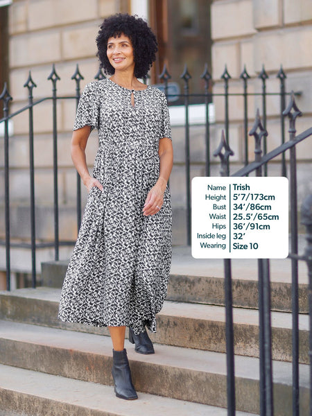 Lilah Monochrome Dress