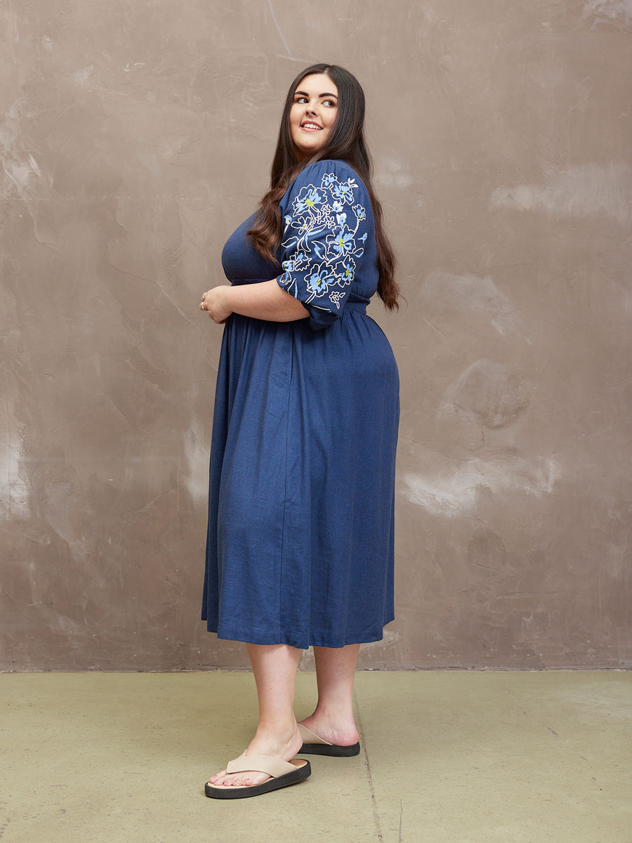 Lizzy Embroidered Dress