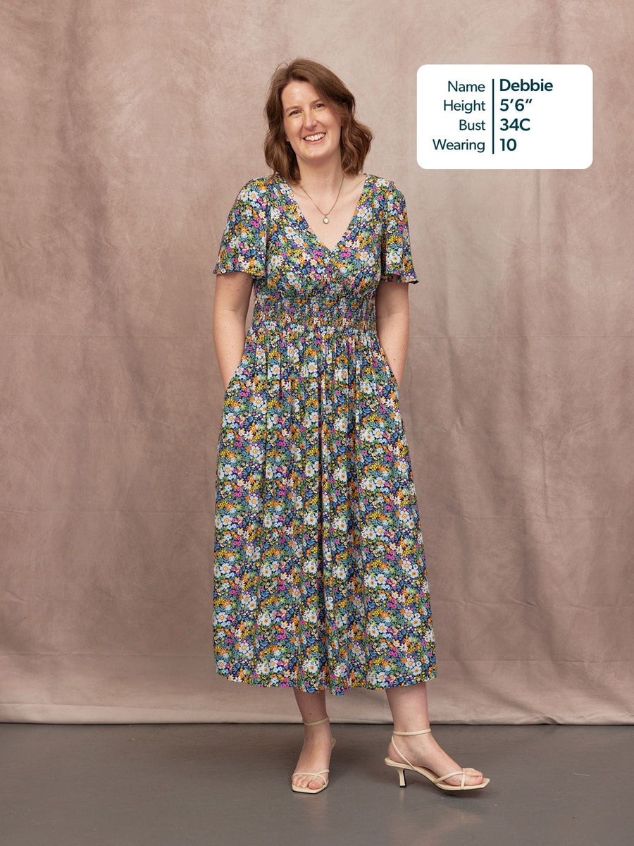 short sleeve dress Maddie V-Neck Short Sleeve Dress