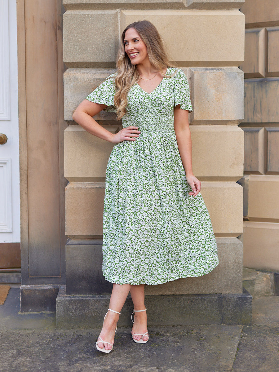Maddie V-Neck Short Sleeve Dress - Olive Print This is Unfolded Maddie V-Neck Short Sleeve Dress - Olive Print This is Unfolded