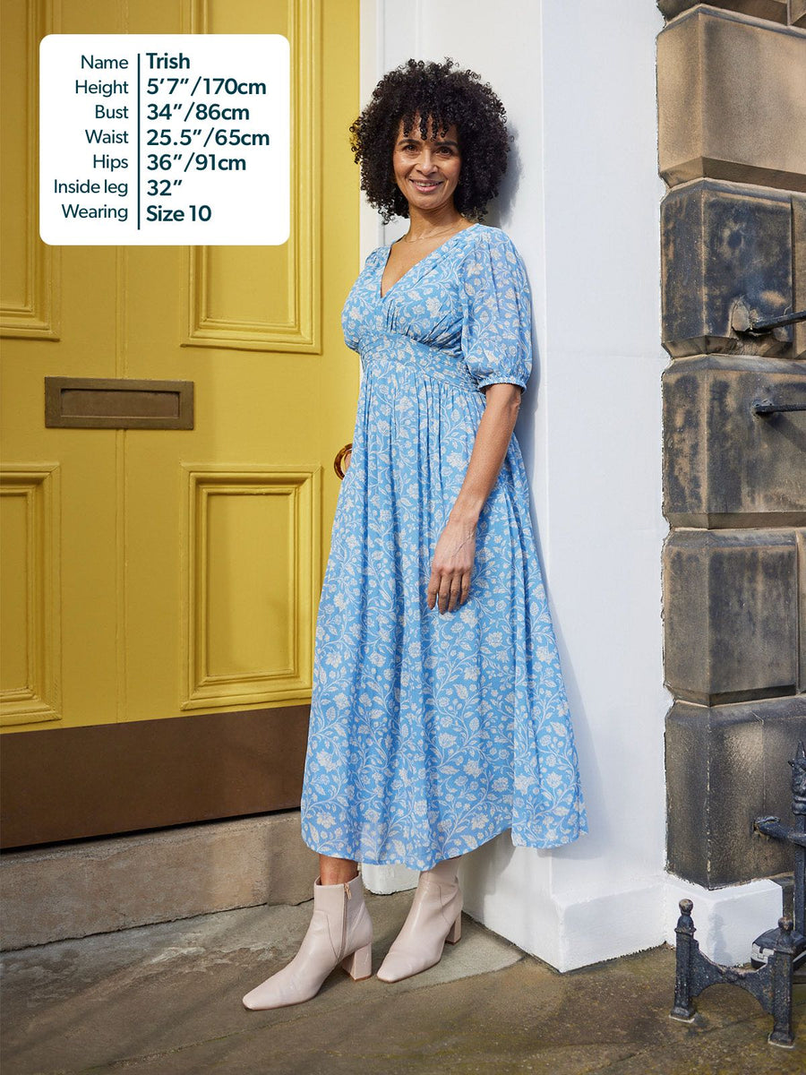 Penelope Georgette Dress - Blue & White Floral Print This is Unfolded Penelope Georgette Dress - Blue & White Floral Print This is Unfolded