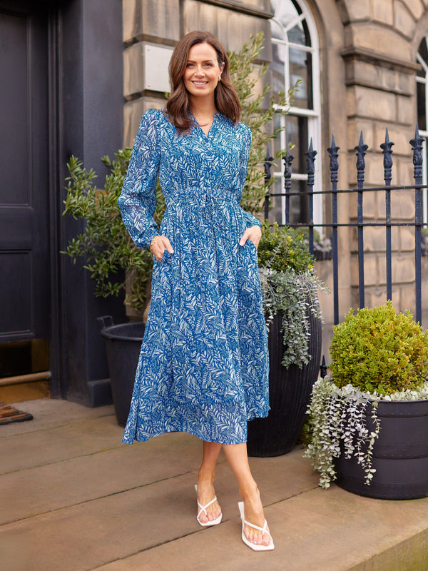Shop Dresses This is Unfolded Shop Dresses This is Unfolded