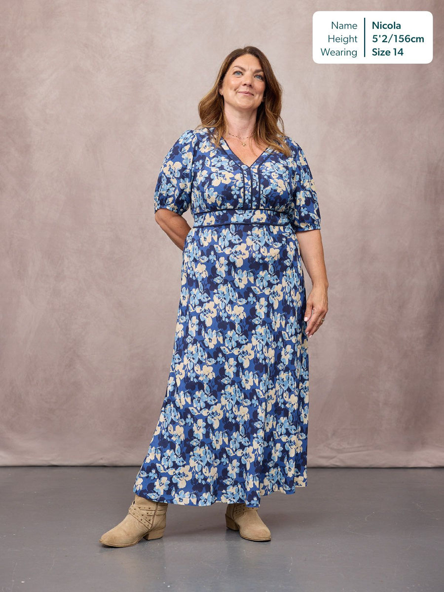 Linny Contrast Trim Dress - Blue Floral Print