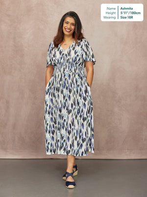 Maddie Short Sleeve Dress - Navy Ikat Print