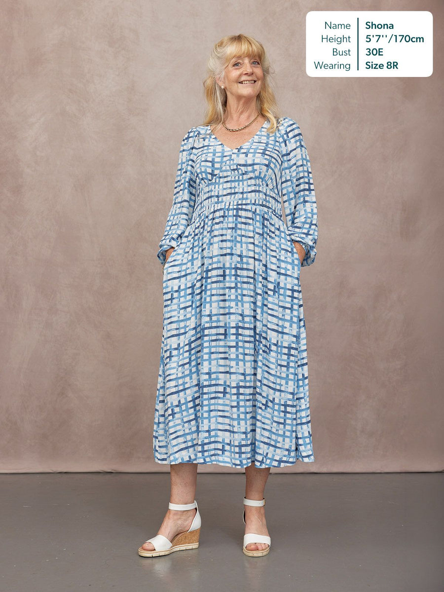 Maddie V-Neck Long Sleeve Dress