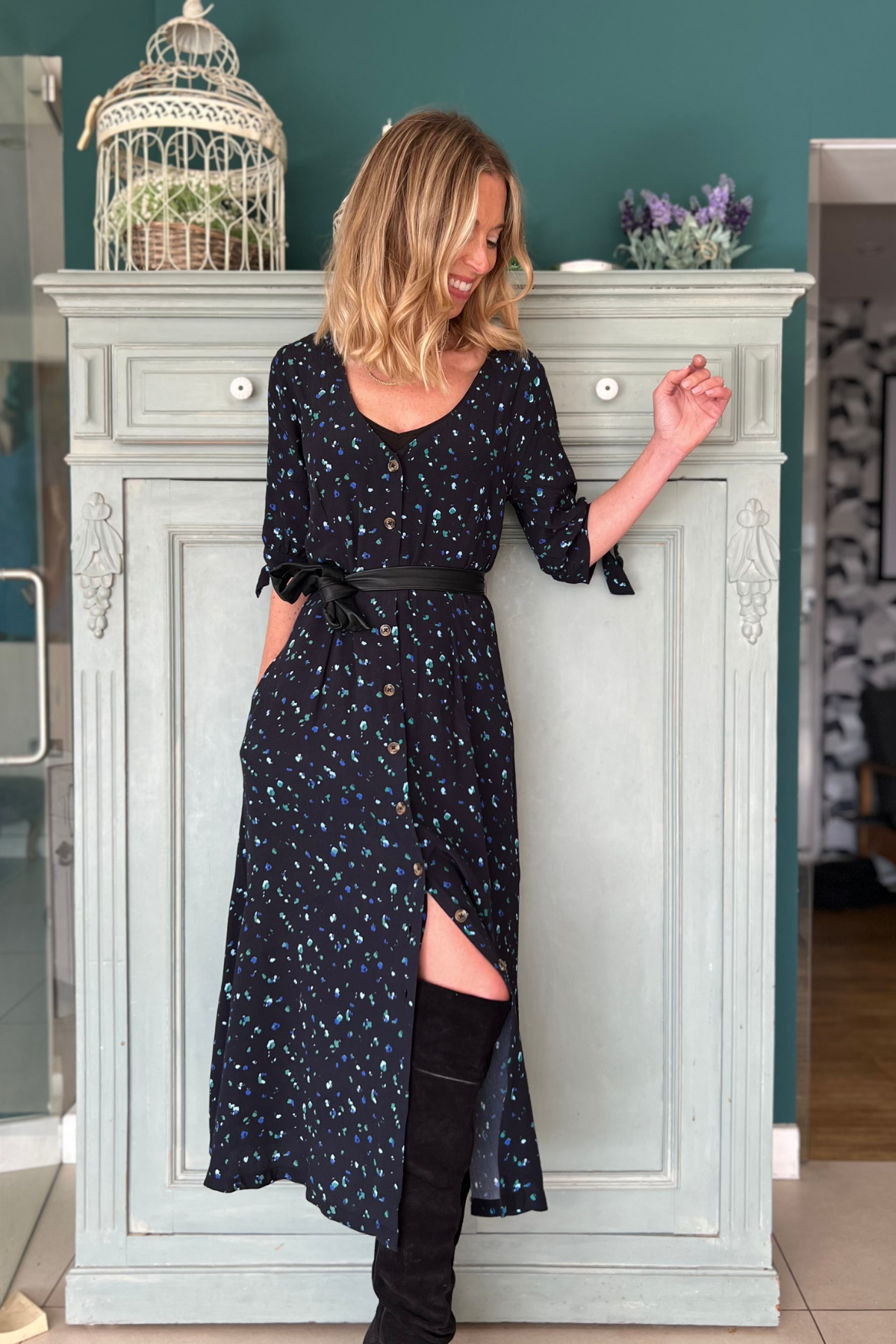 black ditsy midi dress Yours Women's Plus Size Black Ditsy Floral Midi Dress Size 16