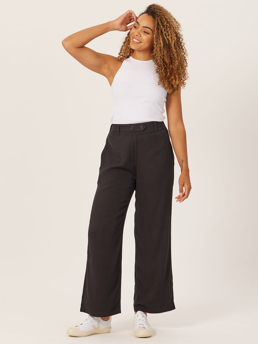 Beth - High Waisted Trouser - Black