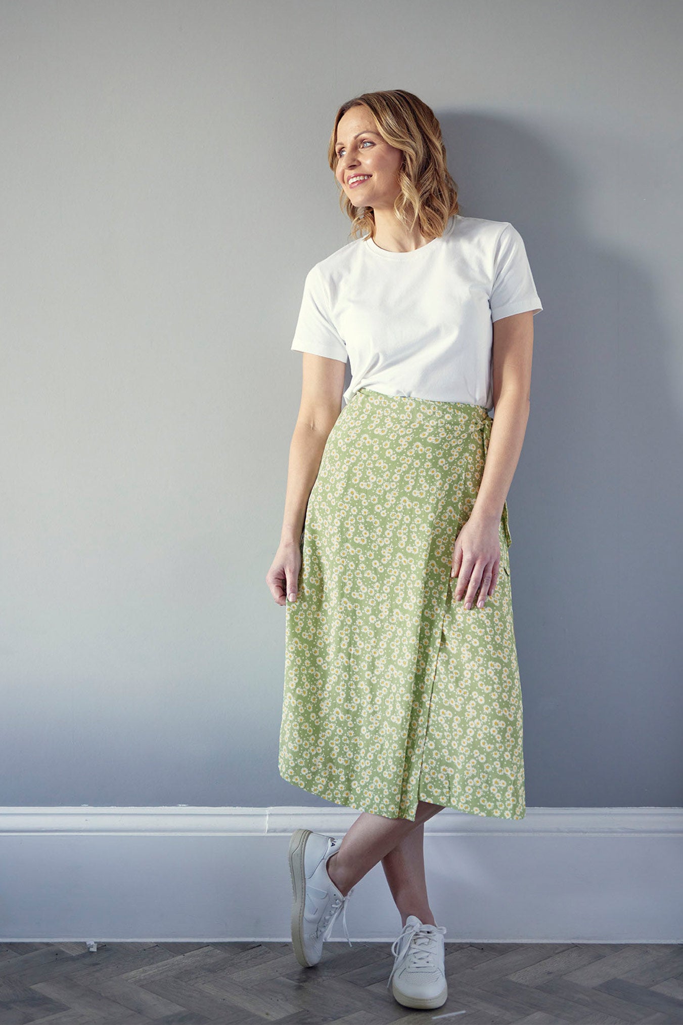 Green and shop white wrap skirt