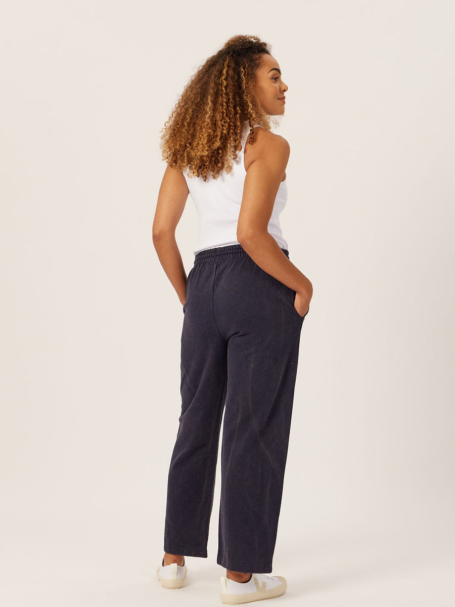 Robyn - Wide Leg Jogger - Blue Stonewash