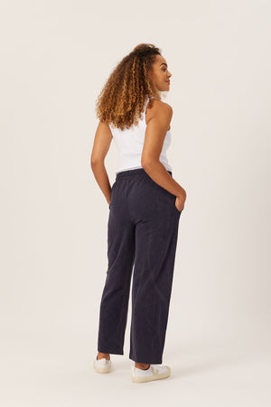 Robyn - Wide Leg Jogger - Blue Stonewash