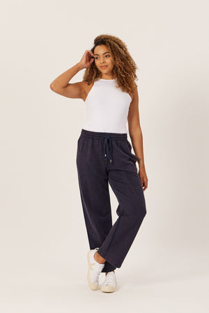 Robyn - Wide Leg Jogger - Blue Stonewash