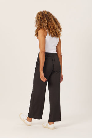 Beth - High Waisted Trouser - Black