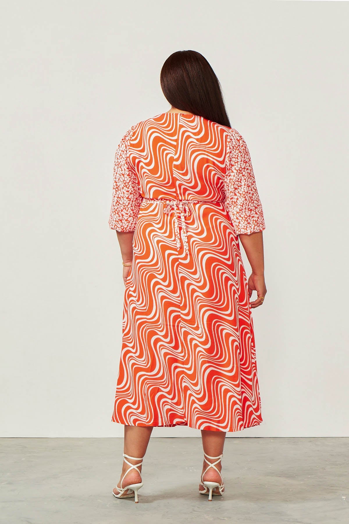 hannah ann orange dress Hannah Ann Sluss' TikTok About Peter Weber & Hannah Brown Hooking Up