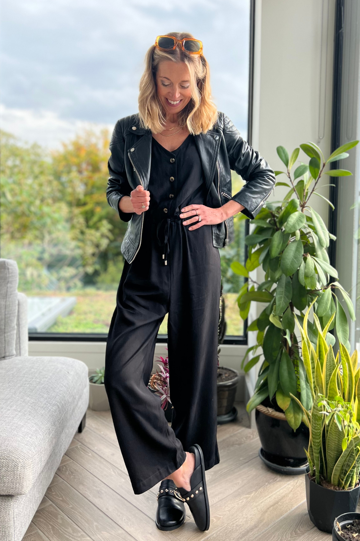 Something to 2025 behold black jumpsuit