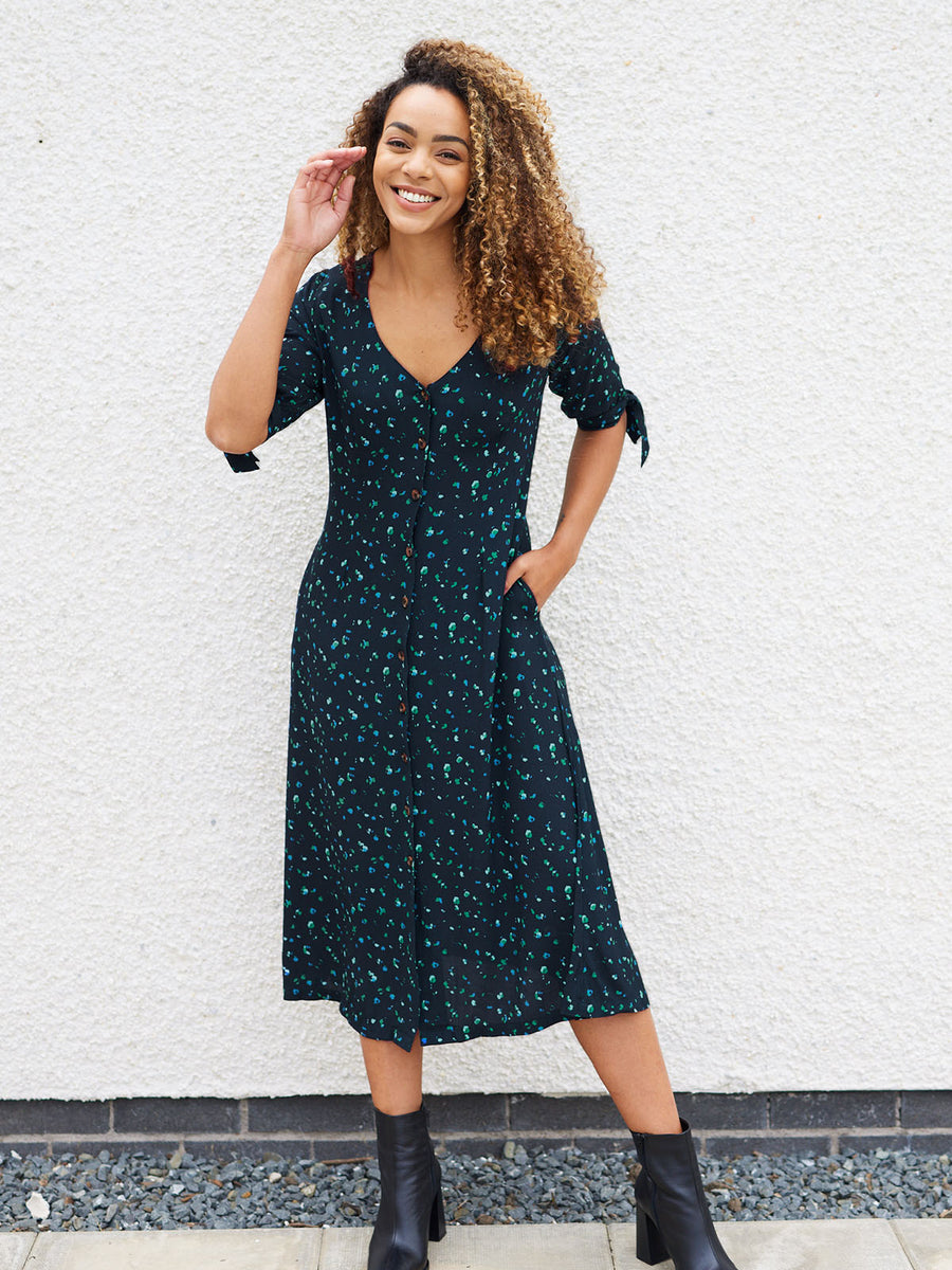 Alison - Ditsy Print Midi Dress - Black