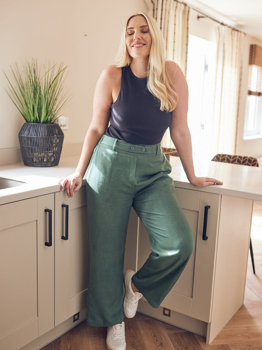 Beth - High Waisted Trouser - Olive