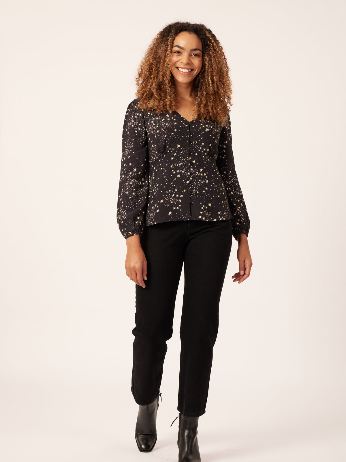 Zoe - Long Sleeved Button Down Blouse Black