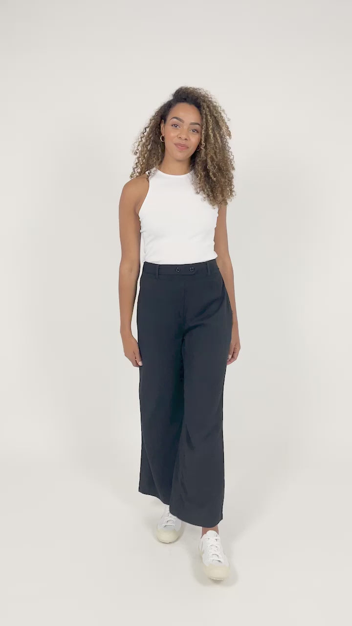 Beth - High Waisted Trouser - Black – This is Unfolded